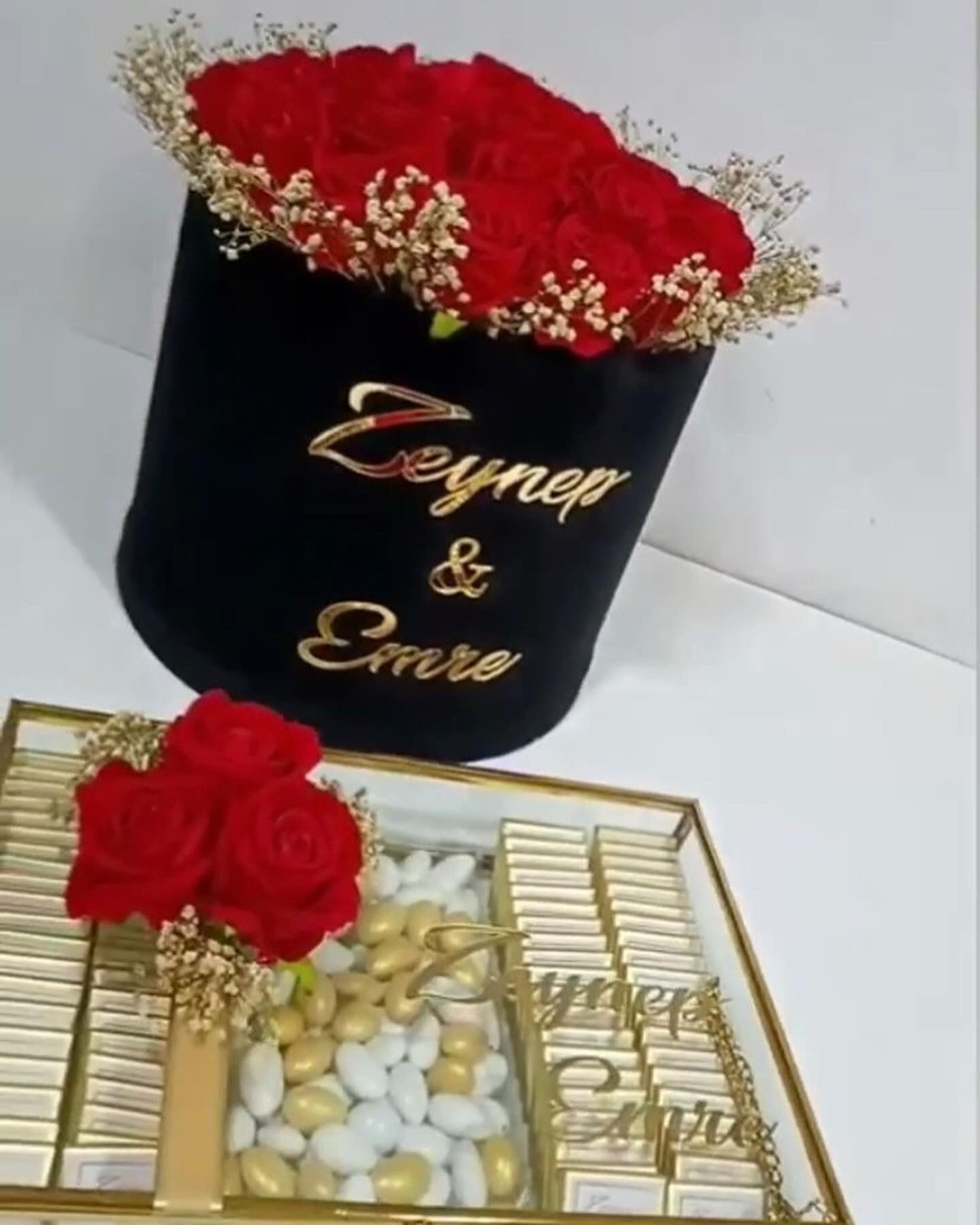 Kutuda 41 Gül Çikolata Kutusu